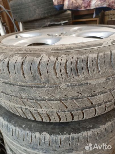 Viatti Strada Asimmetrico 205/50 R17