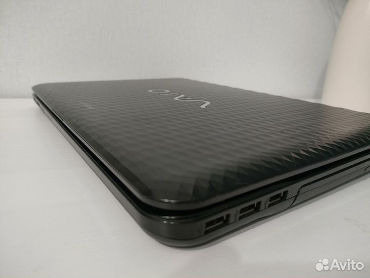 Ноутбук Sony vaio