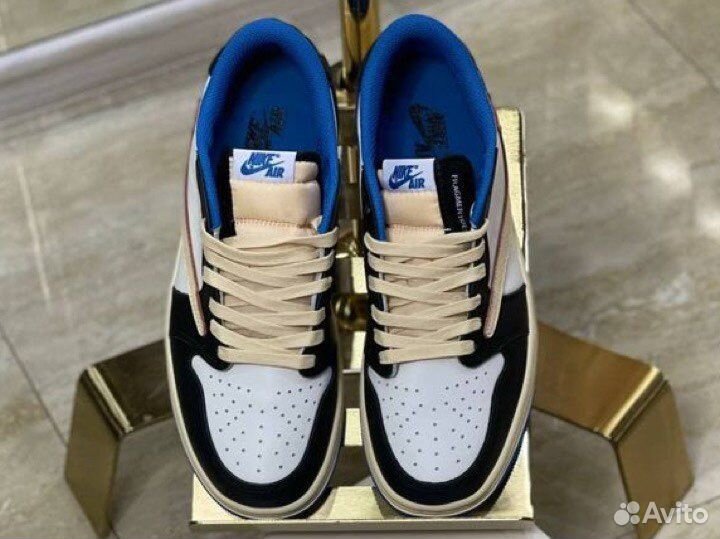 Jordan 1 Retro Low Fragment X Travis Scott