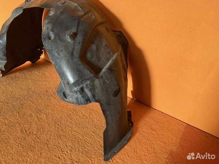 Подкрылок передний левый Ford Mustang 6 2.3 2017