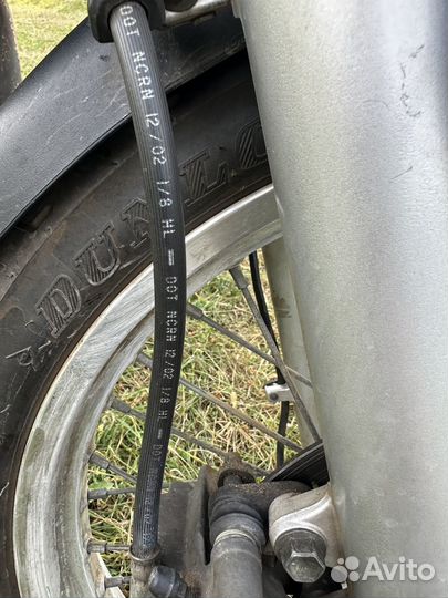 Suzuki XF 650 Freewind