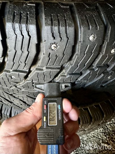 Nokian Tyres Hakkapeliitta LT3 315/70 R17