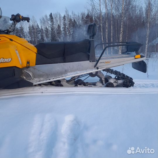 Продам снегоход BRP Ski-Doo Tundra LT550