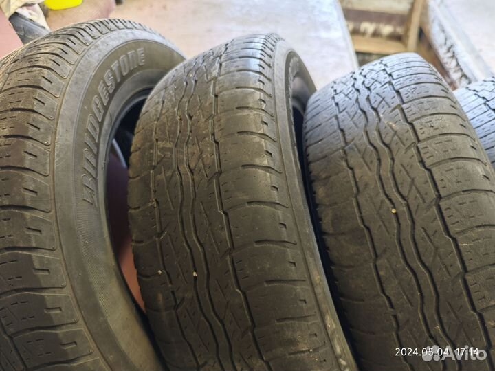 Bridgestone Dueler H/T 225/65 R17