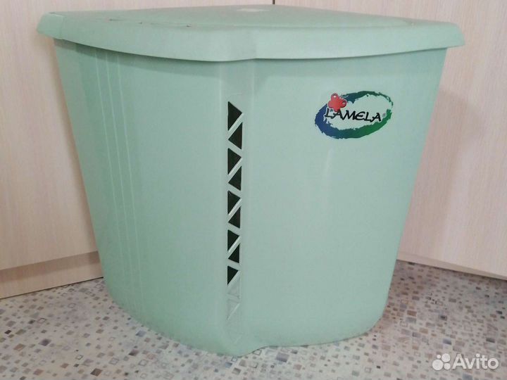 Корзина для белья угловая