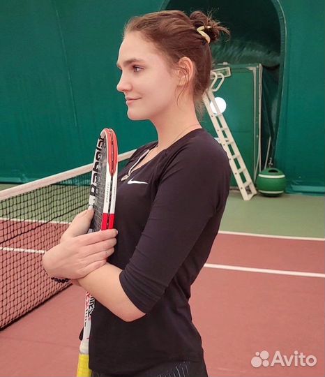 Тренер по большому теннису