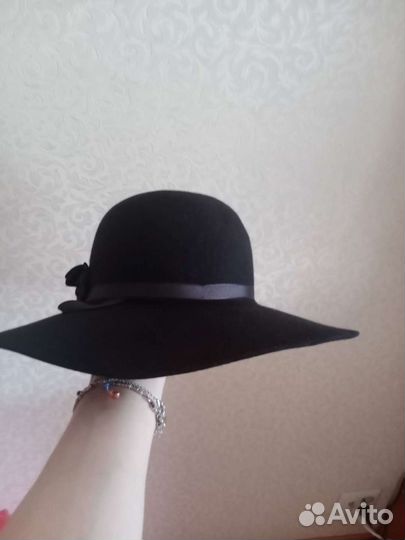Шляпа женская б.у. в отличном состоянии