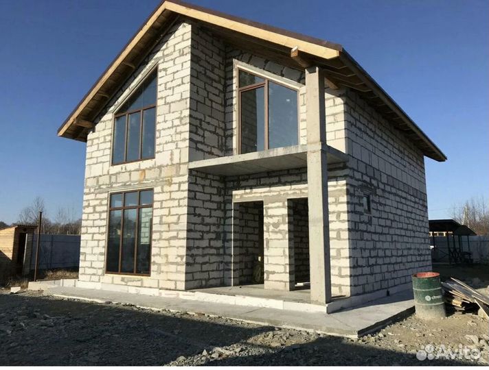 Бригада строителей