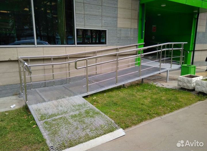 Надежные перила на балкон