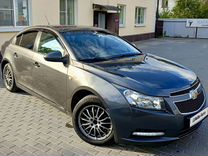 Chevrolet Cruze 1.6 MT, 2010, 199 000 км, с пробегом, цена 649 000 руб.