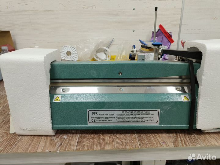Запайщик пакетов с ножом PFS-300 для пп/пе пакетов