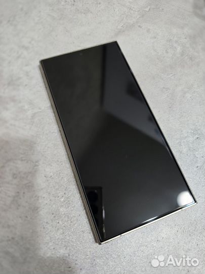 Samsung Galaxy S24 Ultra, 12/256 ГБ