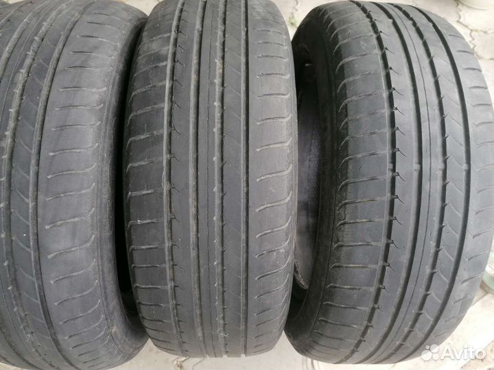 Goodyear EfficientGrip 185/60 R14 82H