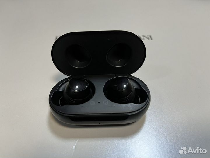 Наушники samsung galaxy buds plus