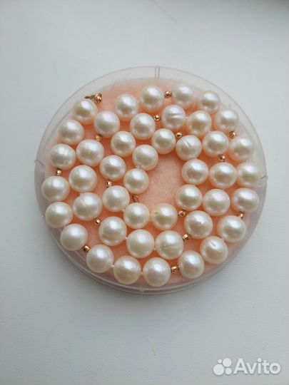 Колье из натурального жемчуга с золотыми вставками