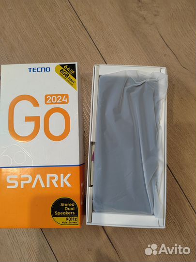 TECNO Spark Go 2024, 4/64 ГБ