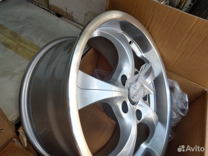 Новые литые диски Valbrem R16 5*112