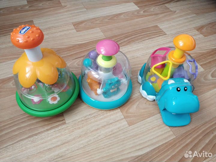 Развивающие игрушки пакетом