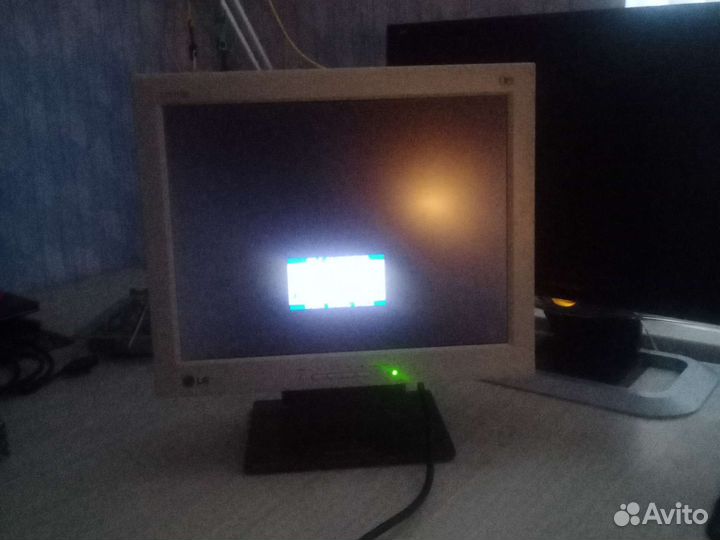 Монитор lg flatron L1511SE