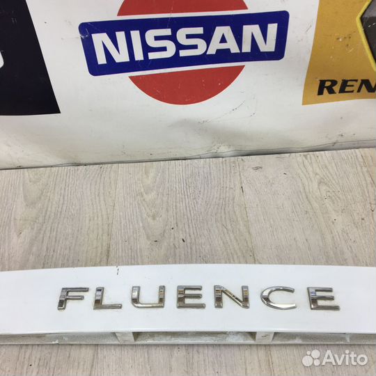 Молдинг Накладка крышки багажника Renault fluence