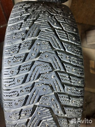 Hankook Winter I'Pike RS2 W429 215/60 R16