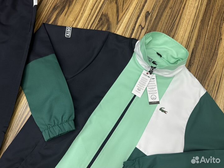 Спортивный костюм lacoste