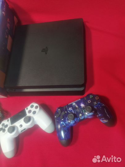 Sony PS4 Slim 2108A, 2 джойстика