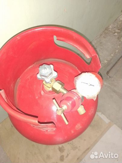 Тепловая газовая пушка с газовым баллоном