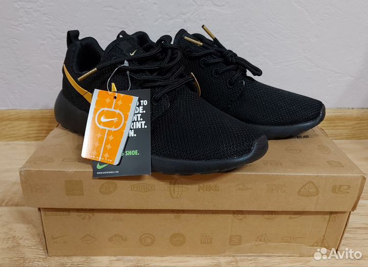 Кроссовки женские летние