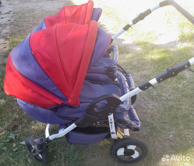 Коляска для двойняшек