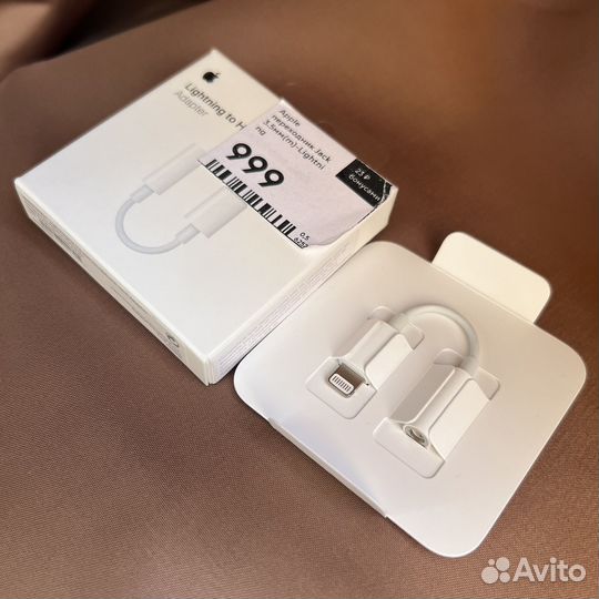 Переходник Apple Lightning to 3.5 mm