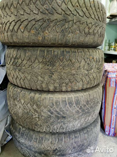 Nokian Tyres Hakkapeliitta SUV 265/65 R17 116T