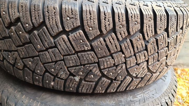 Continental IceContact 2 215/65 R17