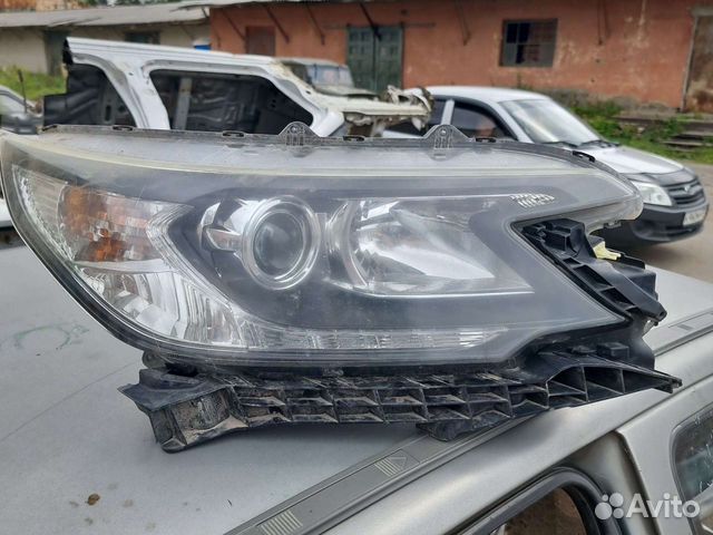 Правая фара Honda cr-v 4