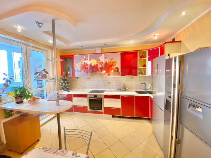 3-к. квартира, 92,5 м², 12/17 эт.