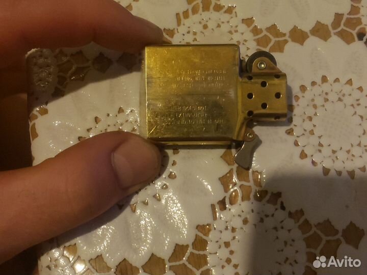 Зажигалка бензиновая zippo