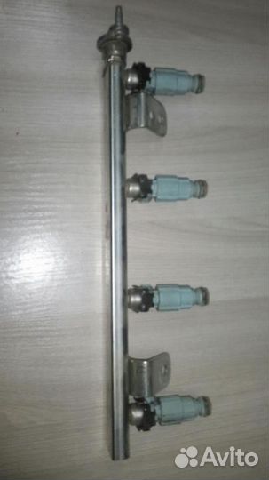 Топливная рампа Hyundai Solaris Kia Rio 3 Форсунки