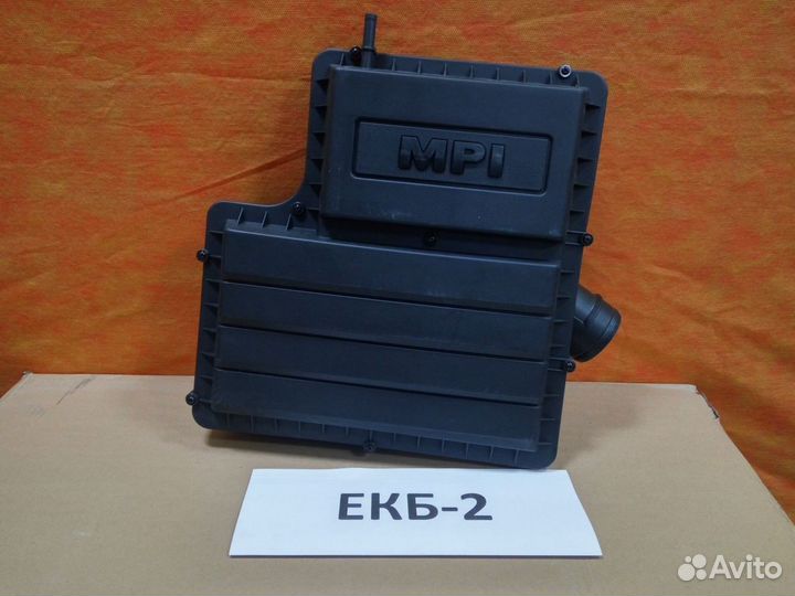 Корпус воздушного фильтра Volkswagen Polo 5 2010