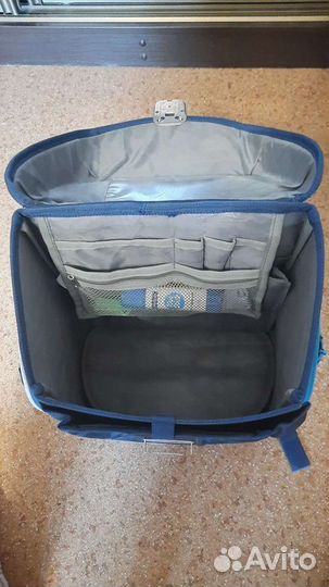 Ранец школьный(ортопедический)