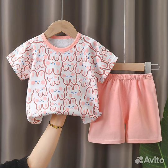 Костюм футболка и шорты 100 110