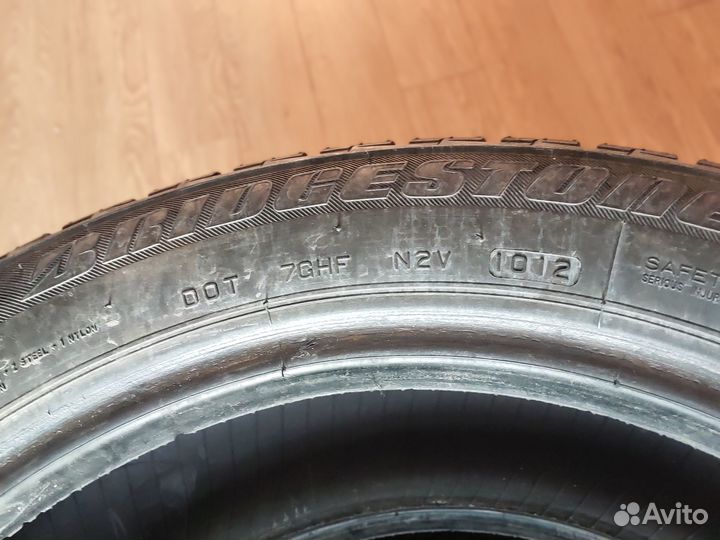 Bridgestone Blizzak LM-25 205/55 R17