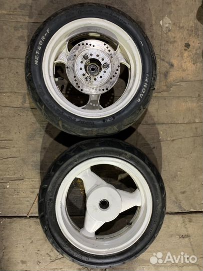 Колесо на скутер 12