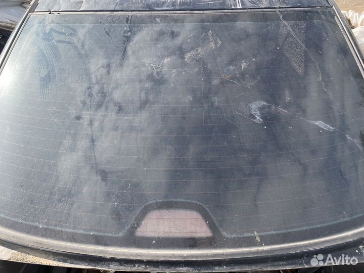 Стекло BMW E38