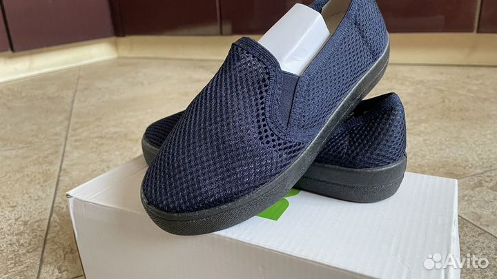 Туфли темно-синие Новые