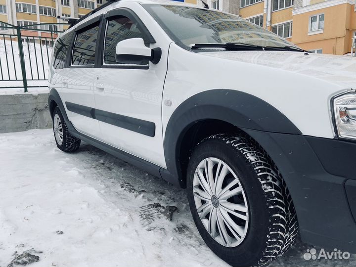 LADA Largus 1.6 МТ, 2017, 146 000 км