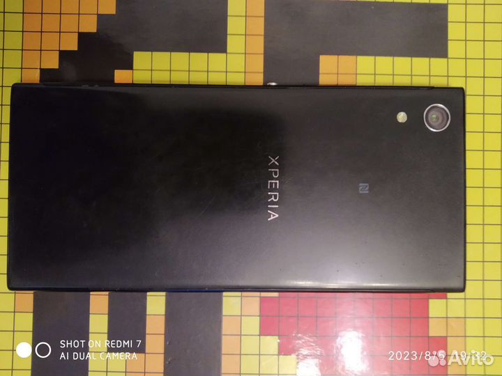 Телефон Sony xperia
