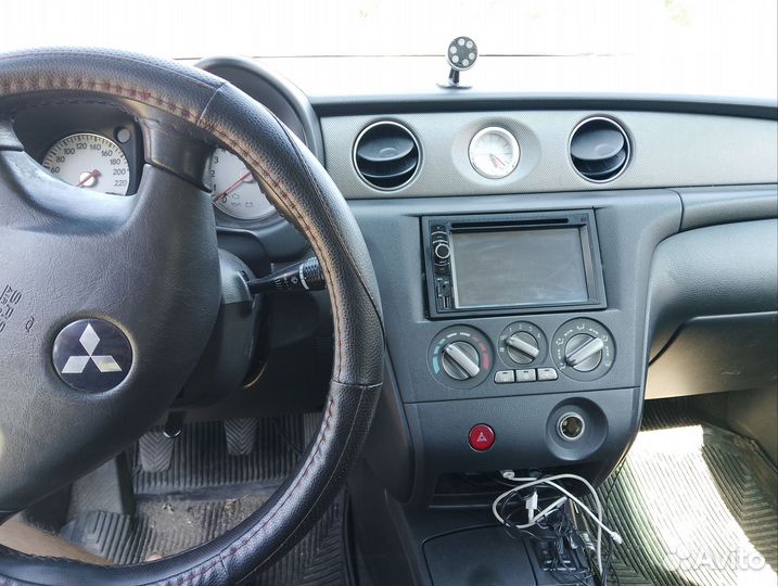 Mitsubishi Outlander 2.0 МТ, 2003, 341 290 км