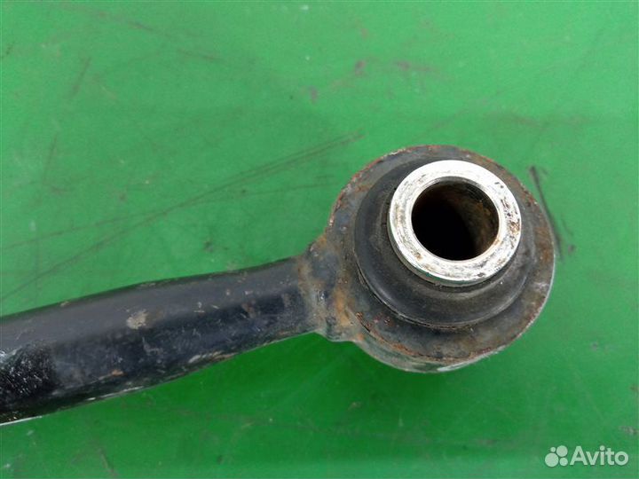 Рычаг подвески задний правый Toyota Harrier MCU15