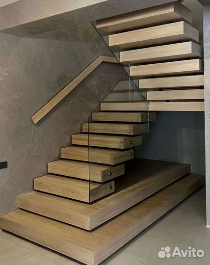 Лестница из дерева