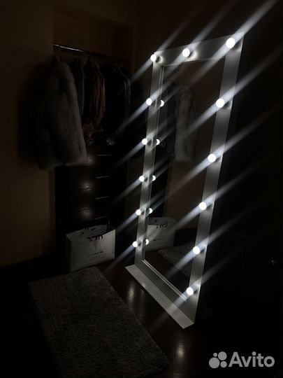 Гримёрное зеркало